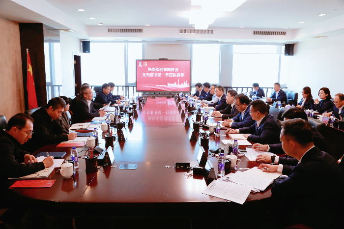 省国资委党委书记支光南带队到广新集团调研